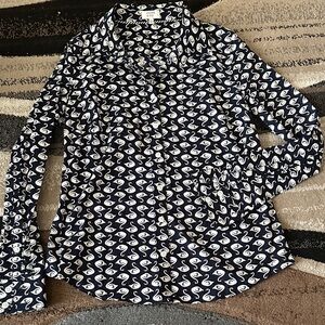 Crown & Ivy Navy and White Swan Print Button Down Shirt